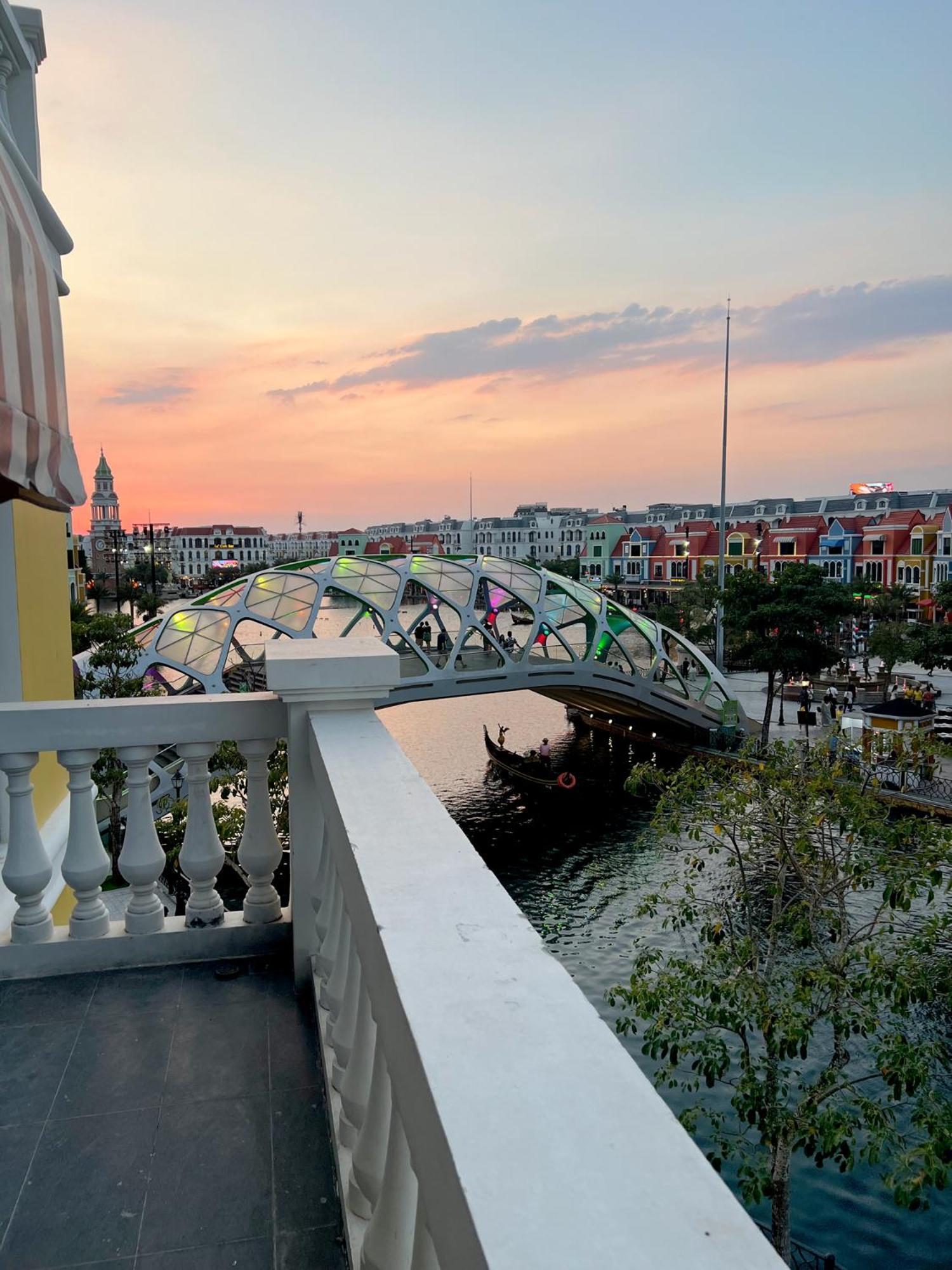 Legacy Hotel - Grand World Phú Quốc Exterior foto